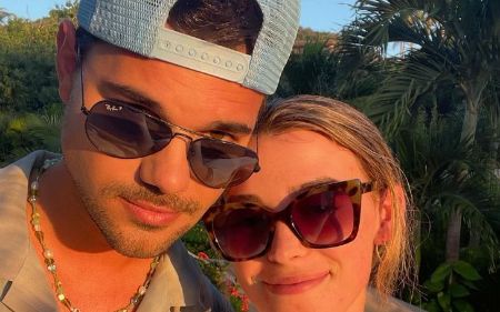 Taylor Lautner is married to Taylor Dome.